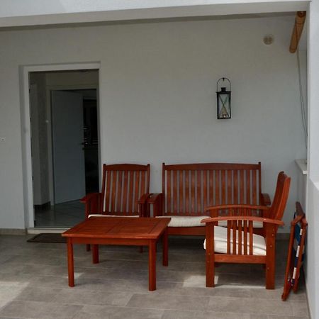 Apartman Klara Murter Exterior photo