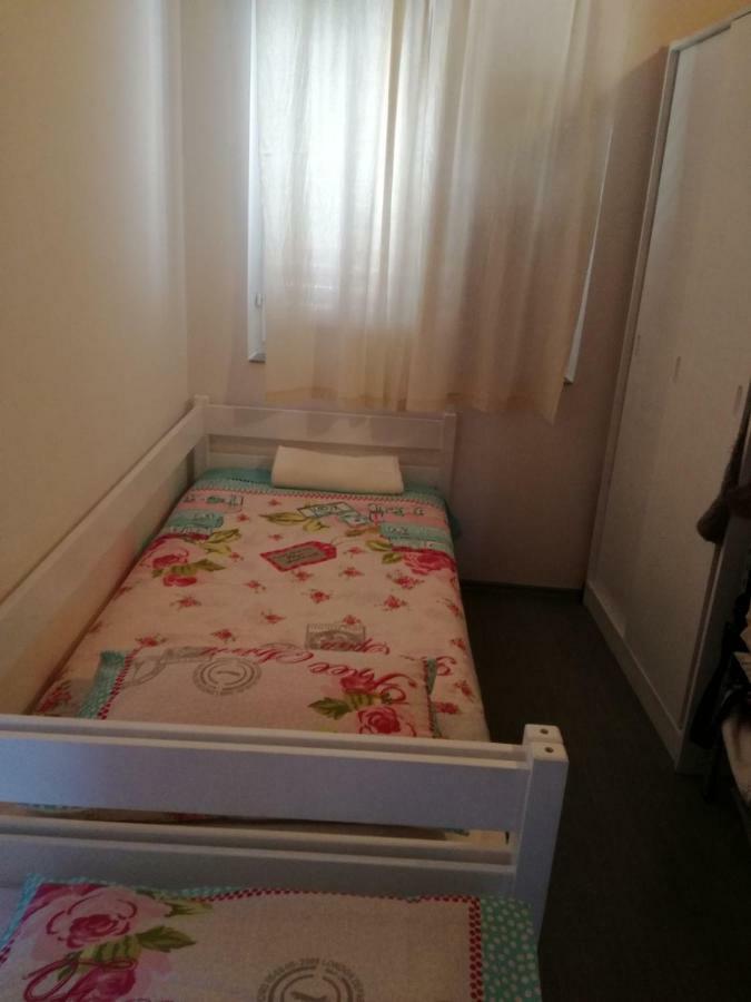 Apartman Klara Murter Exterior photo