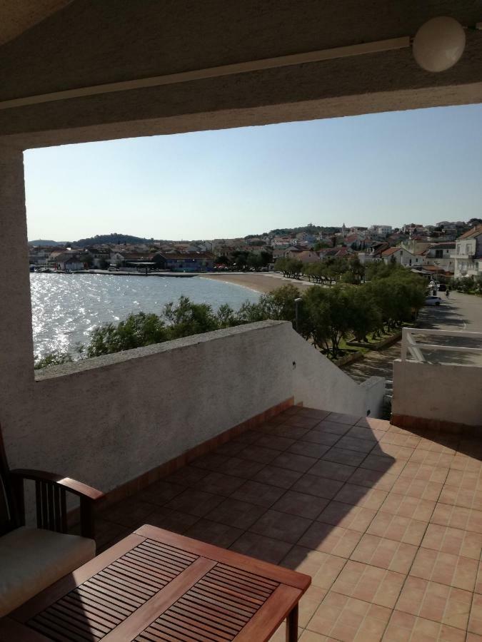 Apartman Klara Murter Exterior photo